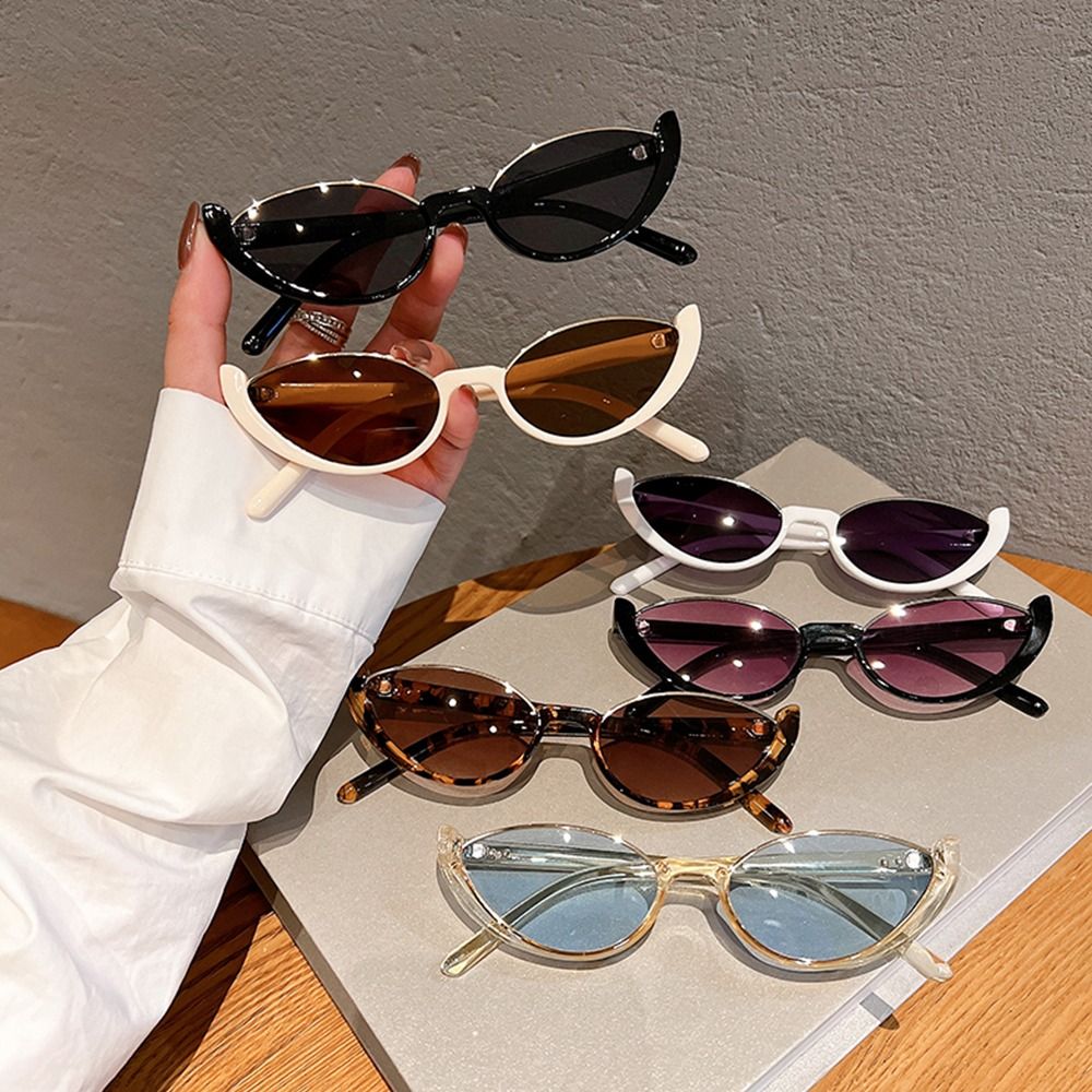 Kacamata Hitam Vintage Kecil W - Sunglasses Cat Eye ulasan dan harga